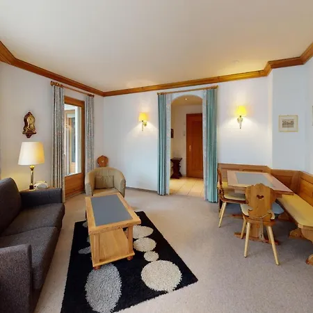 Apartament Belvair 32 *